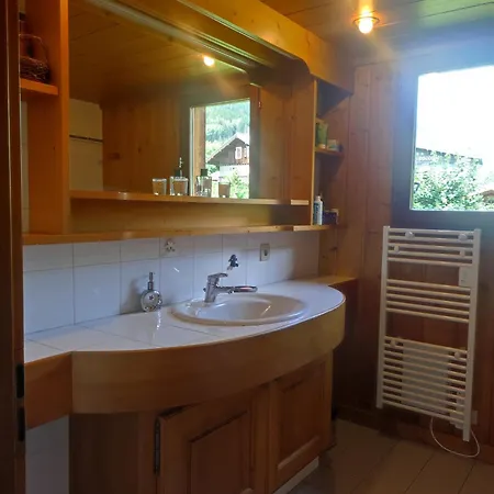 Tellahouse シャモニー