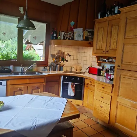 ゲストハウス Tellahouse シャモニー