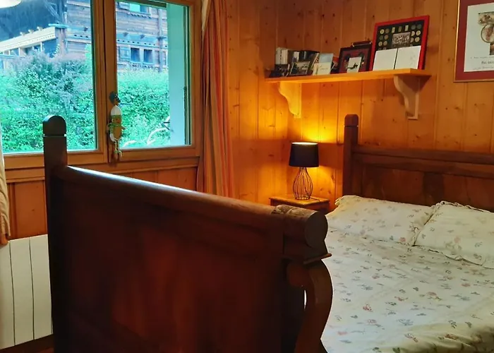 Tellahouse Πανσιόν