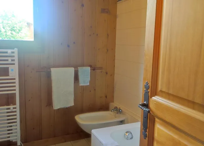 Πανσιόν Tellahouse