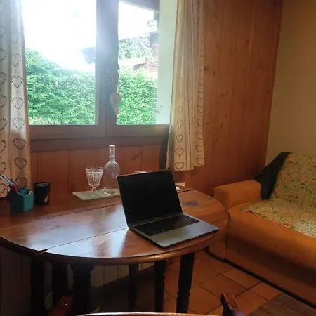 Tellahouse Гостевой дом Шамони